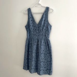 EUC BB Dakota blue lace dress